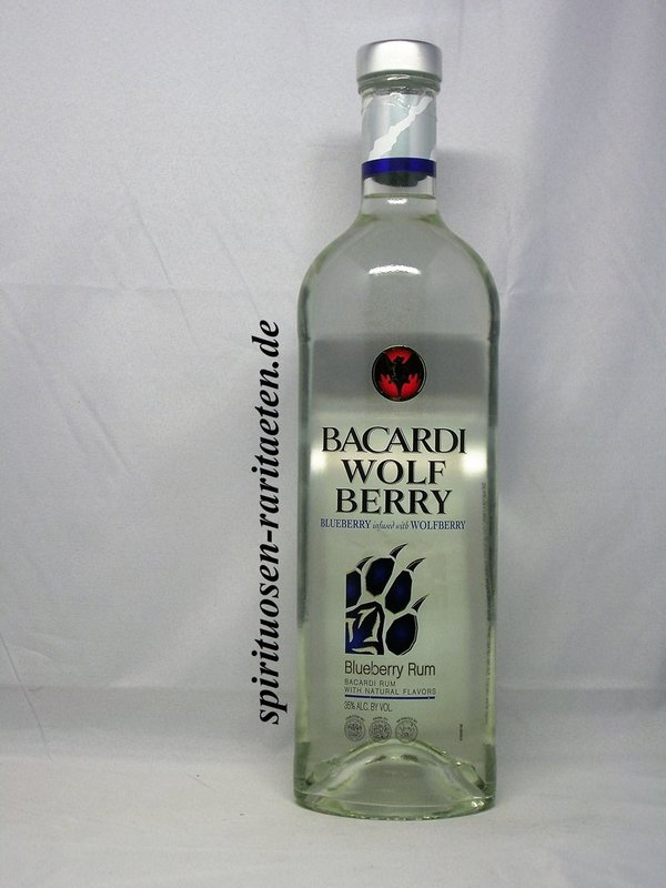 Bacardi Wolfberry 35,0% Blueberry Rum
