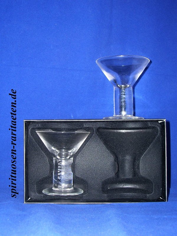 Pravda Vodka Schalen Gläser in Geschenkkiste