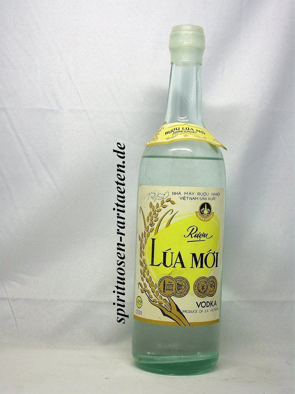 Ruou Lua Moi Agrexport 0,65 L. 45,0% Vodka auf Reisbasis Vietnam DDR