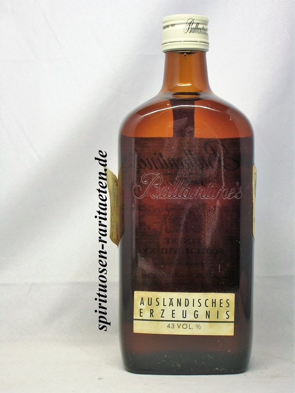 Ballantine`s Finest Scotch Whisky 43% ca. 80er Jahre