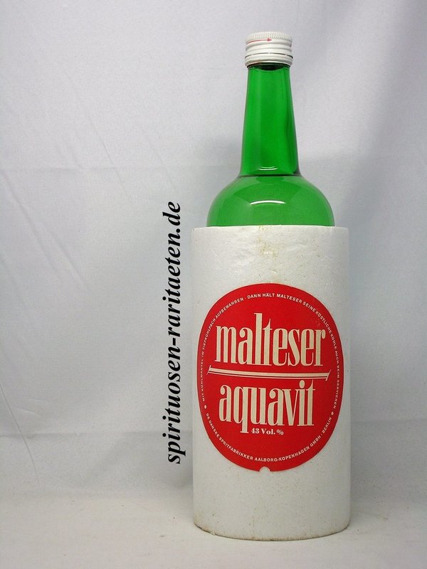 Malteser Aquavit 43% im Kühlmantel ca. 1970-1980 0,7 L.