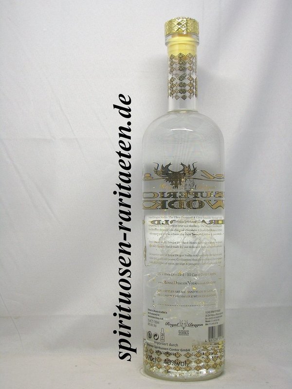 Royal Dragon Superior Vodka 23 Carat Gold Leaves 0,7 L. 40%