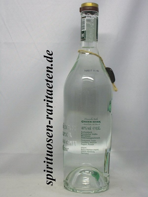 Green Mark Vodka Ceder Nut 0,5 L. 40% Zeder Nuss Wodka Selenaja Marka